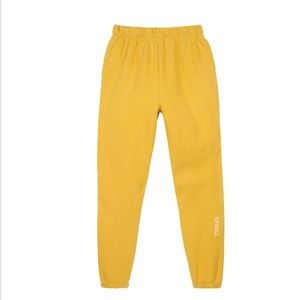 UNWELL SWEATPANTS COLOR: MUSTARD LARGE
